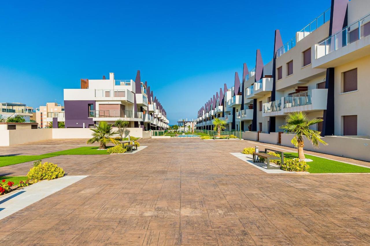 High Class 2 Bedroom Apartment With Underfloor Heating Torre de la Horadada Exteriör bild